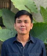 Aaron Zara, licensed real estate broker